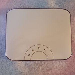 Becca pearl glow shimmering eye pallet